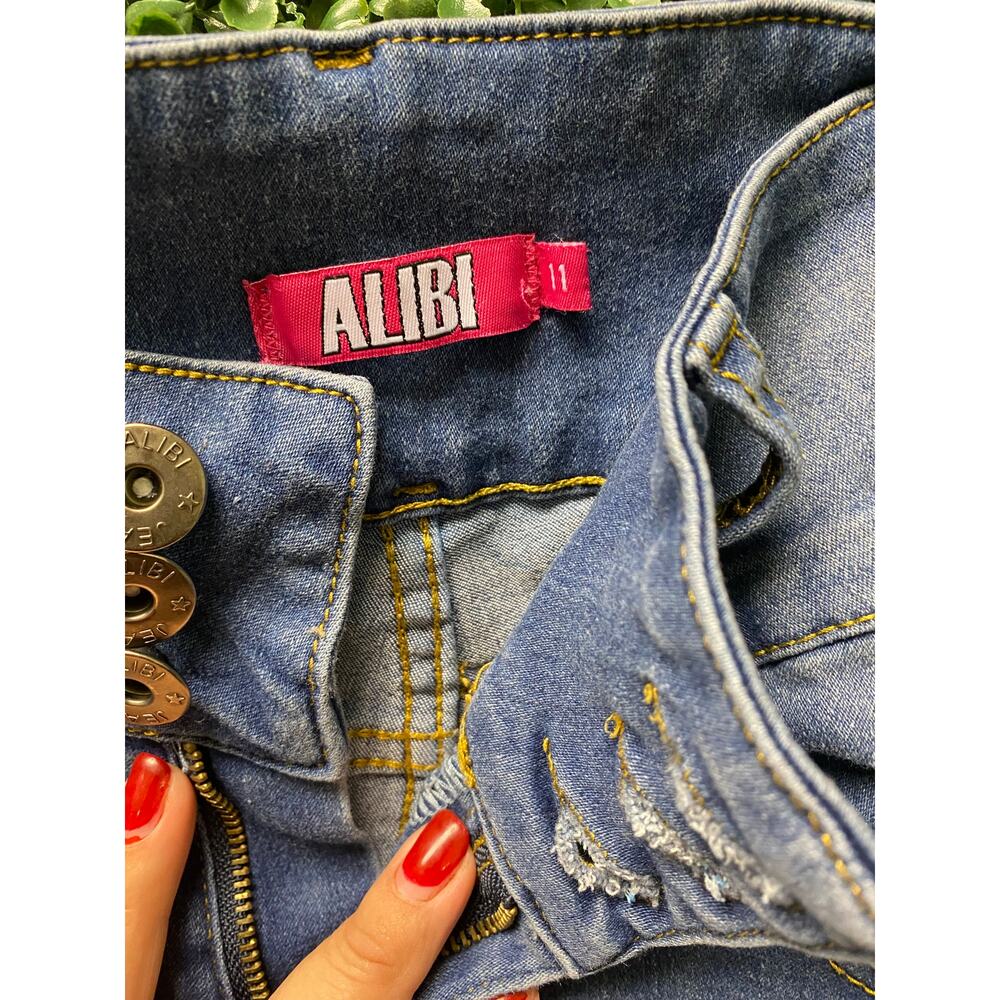 Mid Rise jeans with distressing  Size 11 - Picture 3 of 7